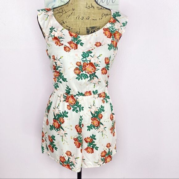 Roxy Cloud Floral Ruffle Open Back Romper Peach Pink Medium Sleeveless - Picture 2 of 15